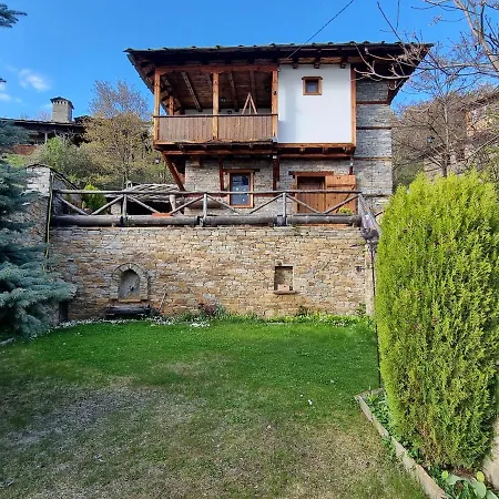 Valentin's House Casa de Férias Leshten