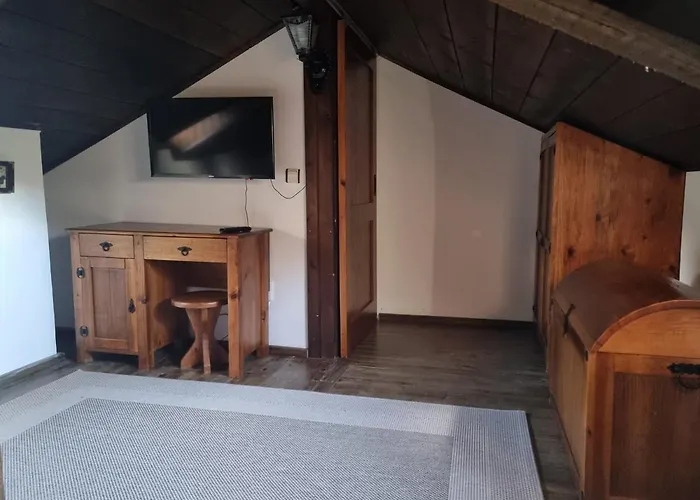 Valentin's House Lesjten